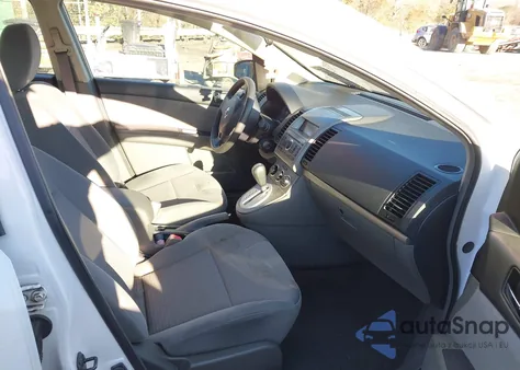 2008 Nissan Sentra 2.0S z USA, uszkodzony, nr VIN 3N1AB61E08L733906